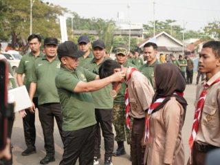 Hari Lingkungan Hidup 2026, Karawang Terima 1.931 Bibit Pohon dan Perkuat Pengelolaan Sampah